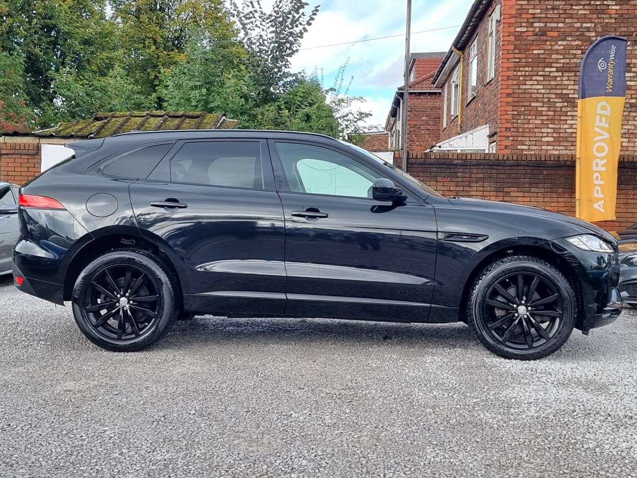 2019 JAGUAR F-PACE 2019 JAGUAR F-PACE