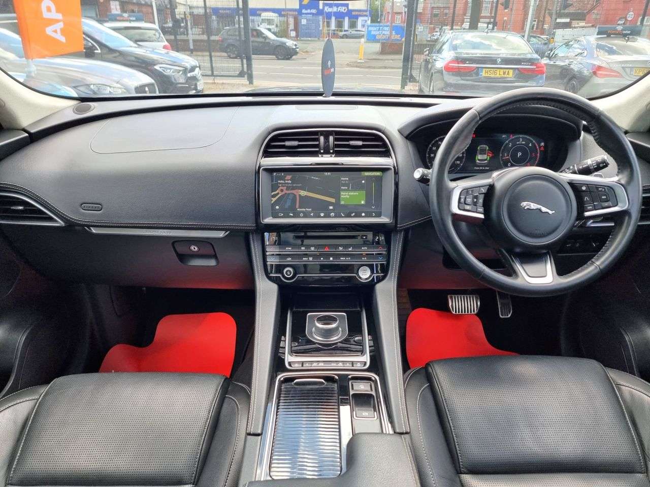 2019 JAGUAR F-PACE 2019 JAGUAR F-PACE