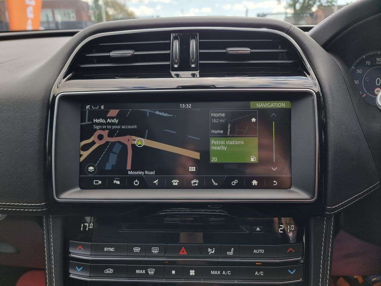 2019 JAGUAR F-PACE 2019 JAGUAR F-PACE