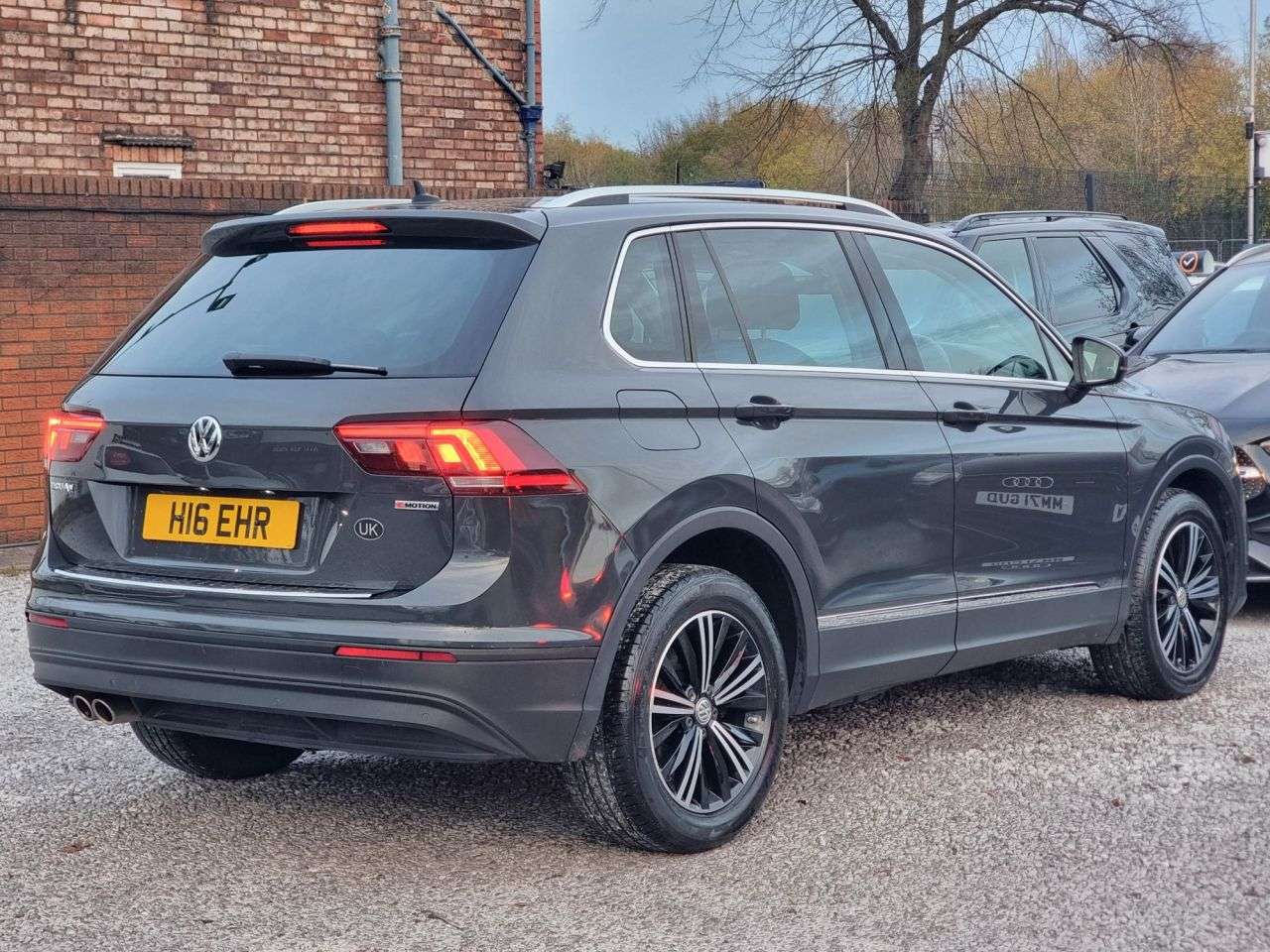 2018 VOLKSWAGEN TIGUAN 2018 VOLKSWAGEN TIGUAN