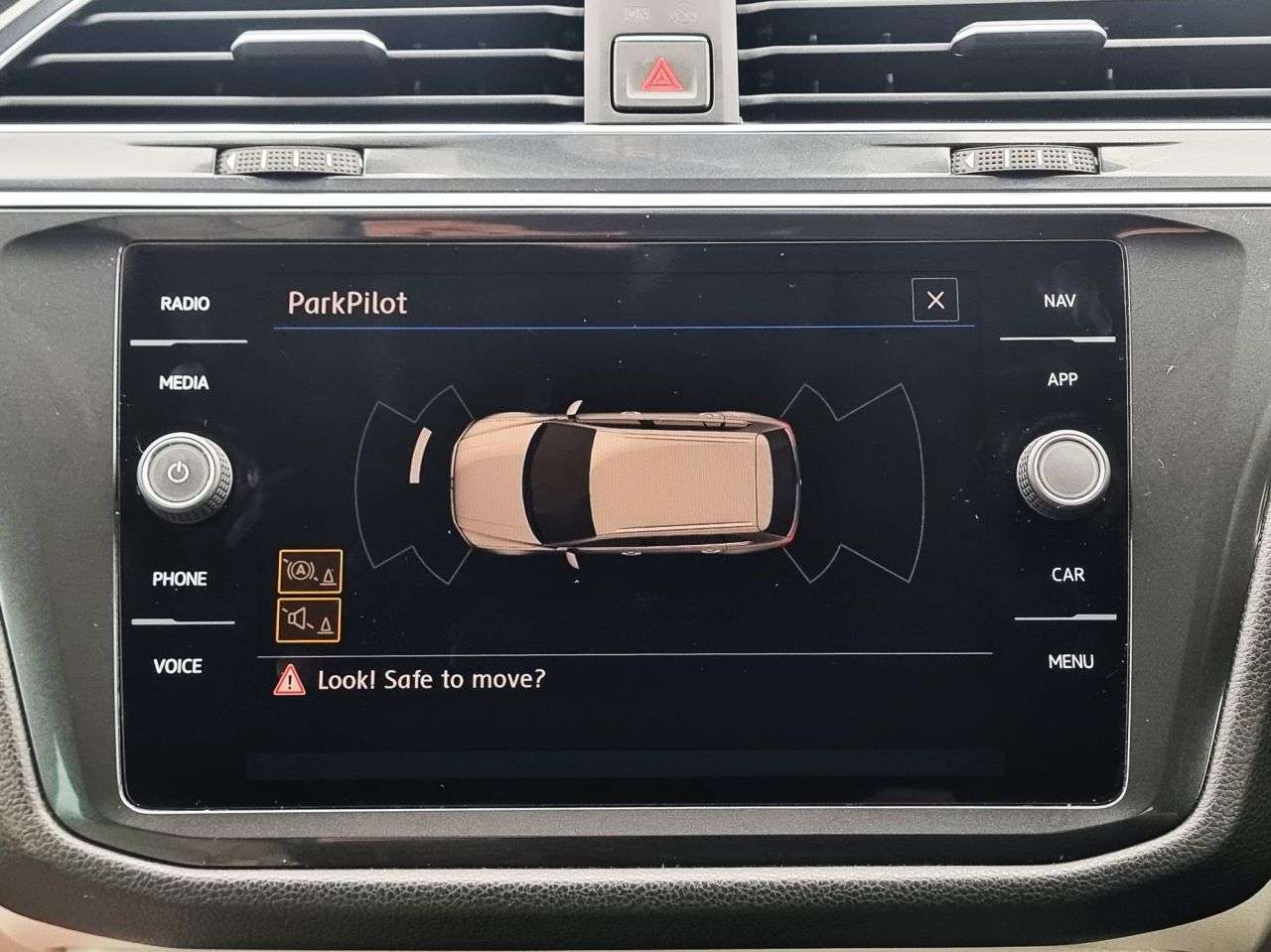 2018 VOLKSWAGEN TIGUAN 2018 VOLKSWAGEN TIGUAN