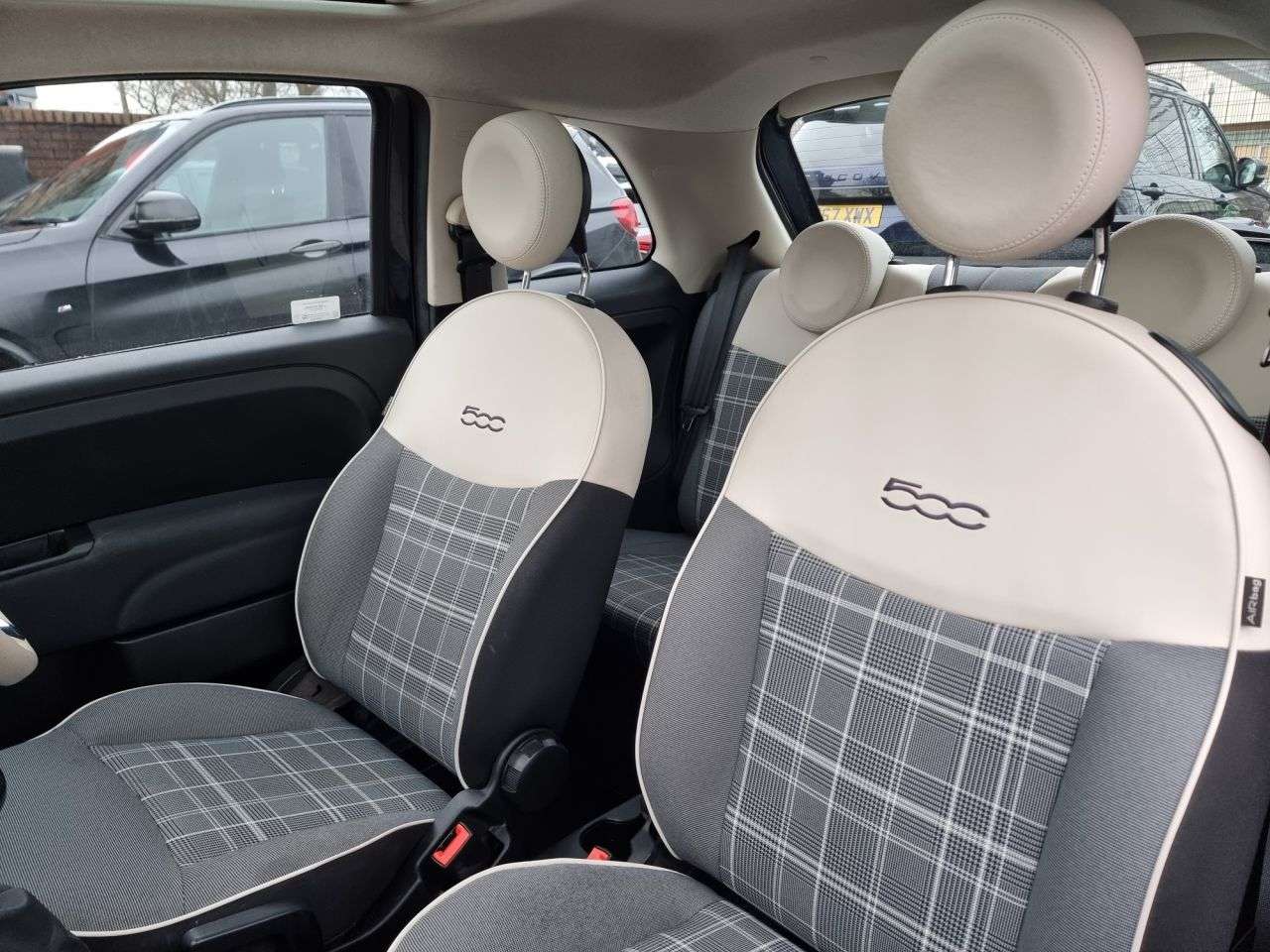 2018 FIAT 500 2018 FIAT 500