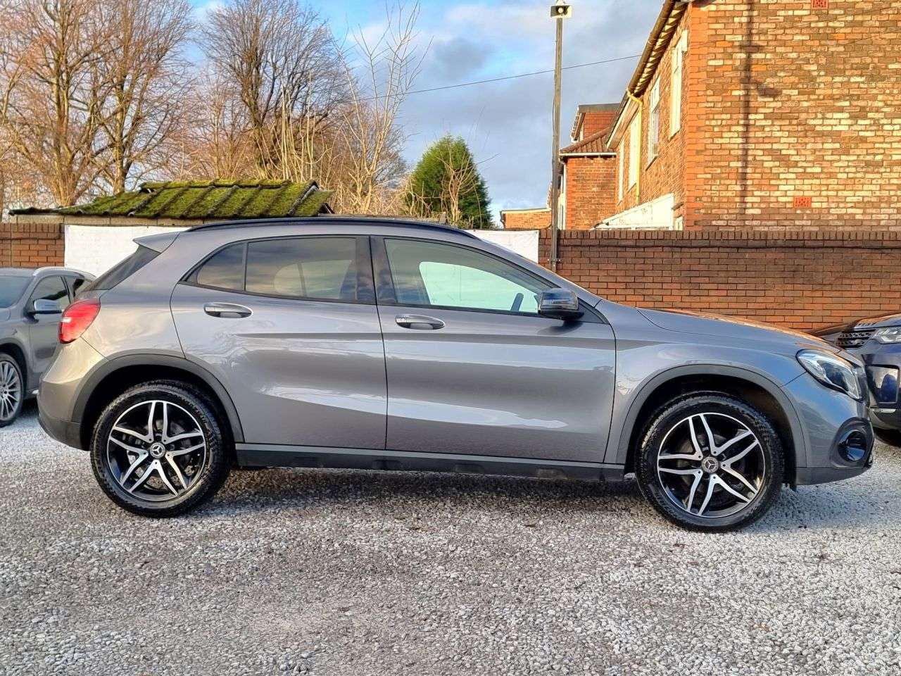 A 2019 MERCEDES-BENZ GLA 1.6 GLA180 Urban Edition SUV 5dr Petrol 7G-DCT Euro 6 (s/s) (122 ps) A 2019 MERCEDES-BENZ GLA 1.6 GLA180 Urban Edition SUV 5dr Petrol 7G-DCT Euro 6 (s/s) (122 ps)