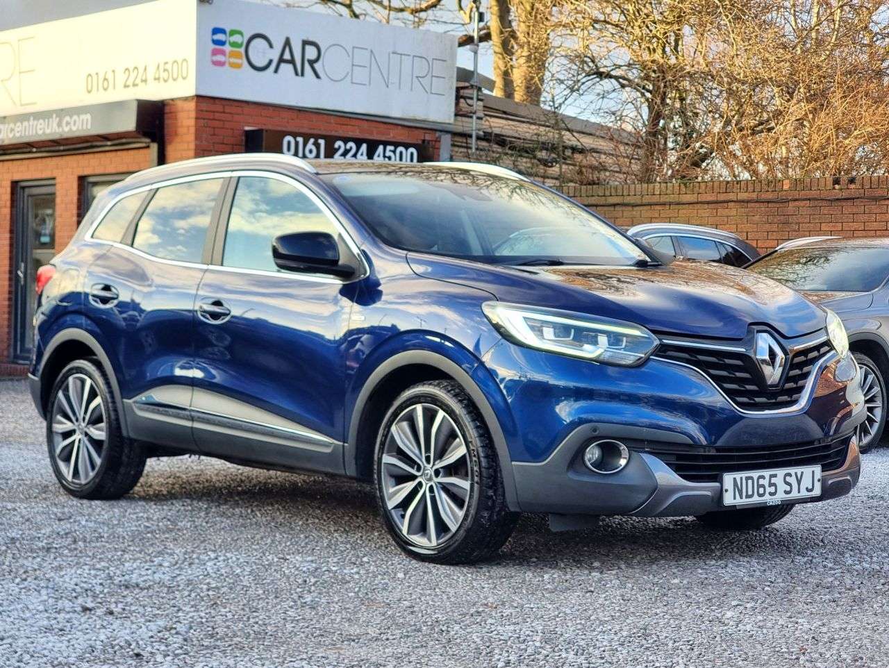 A 2016 RENAULT KADJAR 1.2 TCe Signature Nav SUV 5dr Petrol Manual Euro 6 (s/s) (130 ps) A 2016 RENAULT KADJAR 1.2 TCe Signature Nav SUV 5dr Petrol Manual Euro 6 (s/s) (130 ps)