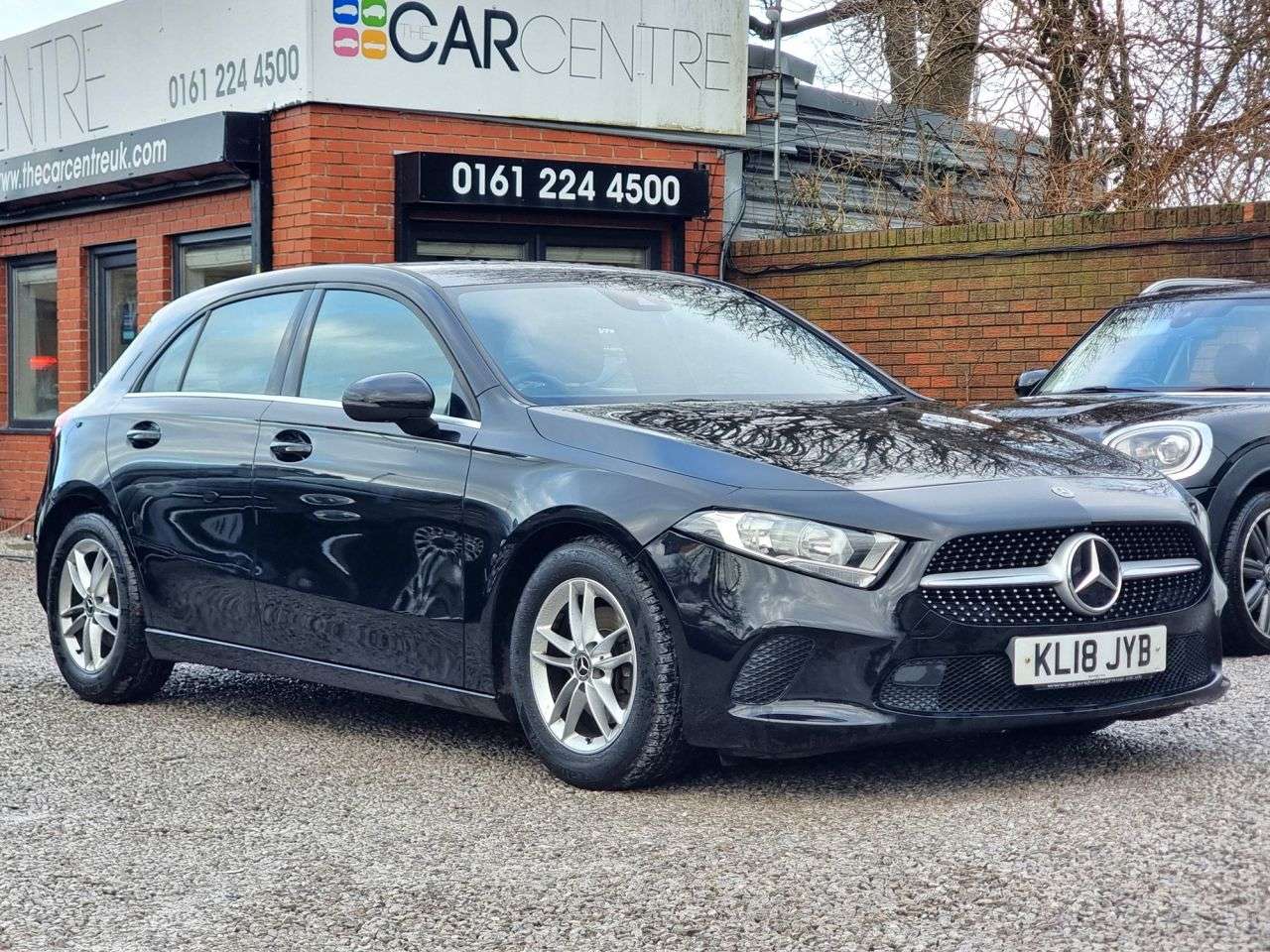 A 2018 MERCEDES-BENZ A-CLASS 1.5 A180d SE Hatchback 5dr Diesel 7G-DCT Euro 6 (s/s) (116 ps) A 2018 MERCEDES-BENZ A-CLASS 1.5 A180d SE Hatchback 5dr Diesel 7G-DCT Euro 6 (s/s) (116 ps)