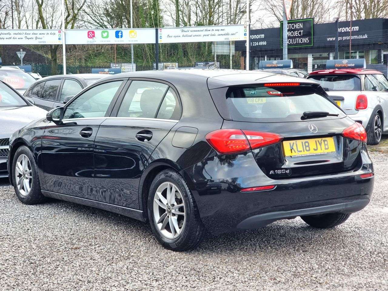 A 2018 MERCEDES-BENZ A-CLASS 1.5 A180d SE Hatchback 5dr Diesel 7G-DCT Euro 6 (s/s) (116 ps) A 2018 MERCEDES-BENZ A-CLASS 1.5 A180d SE Hatchback 5dr Diesel 7G-DCT Euro 6 (s/s) (116 ps)