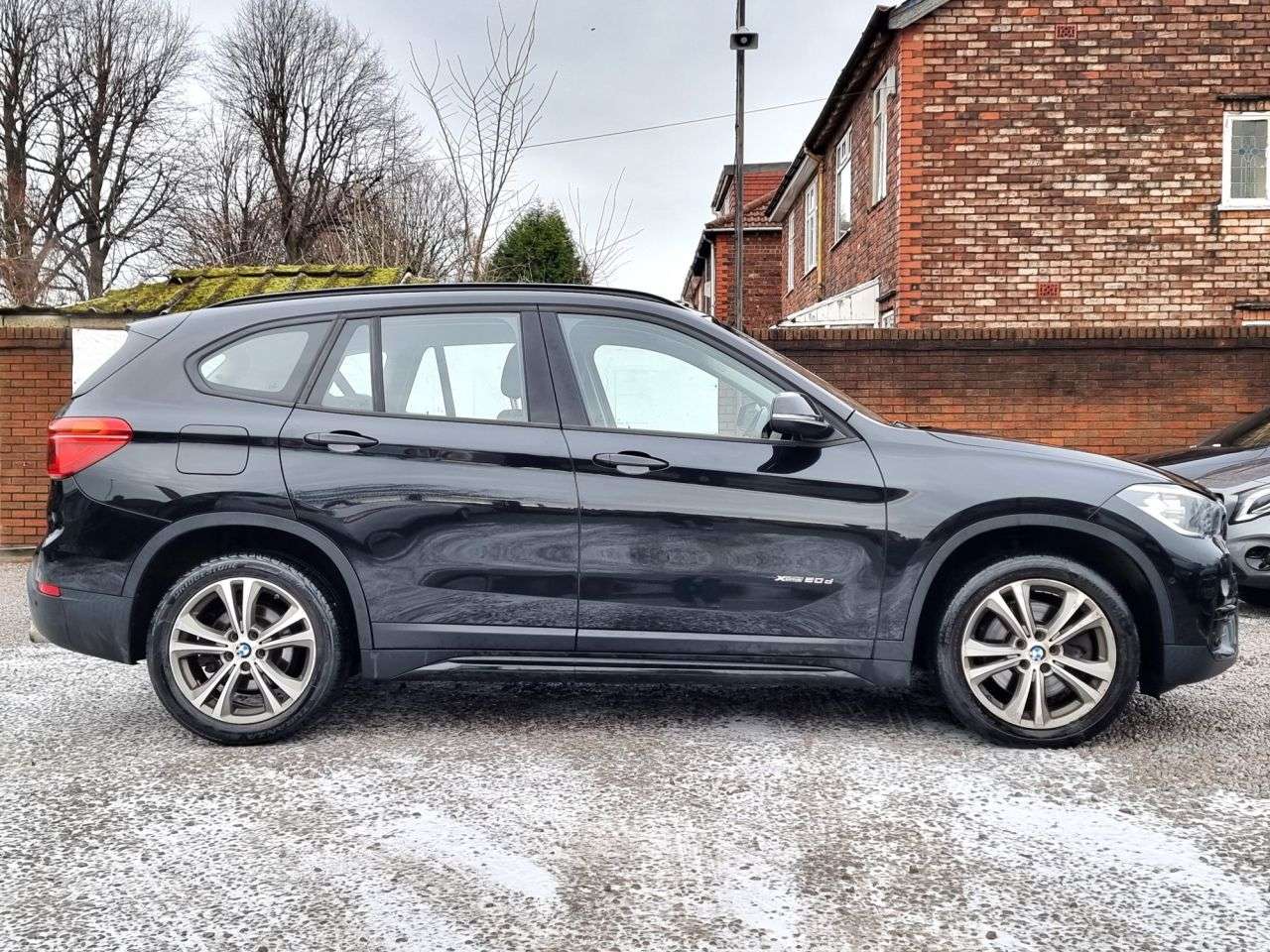 A 2016 BMW X1 2.0 20d Sport SUV 5dr Diesel Auto xDrive Euro 6 (s/s) (190 ps) A 2016 BMW X1 2.0 20d Sport SUV 5dr Diesel Auto xDrive Euro 6 (s/s) (190 ps)