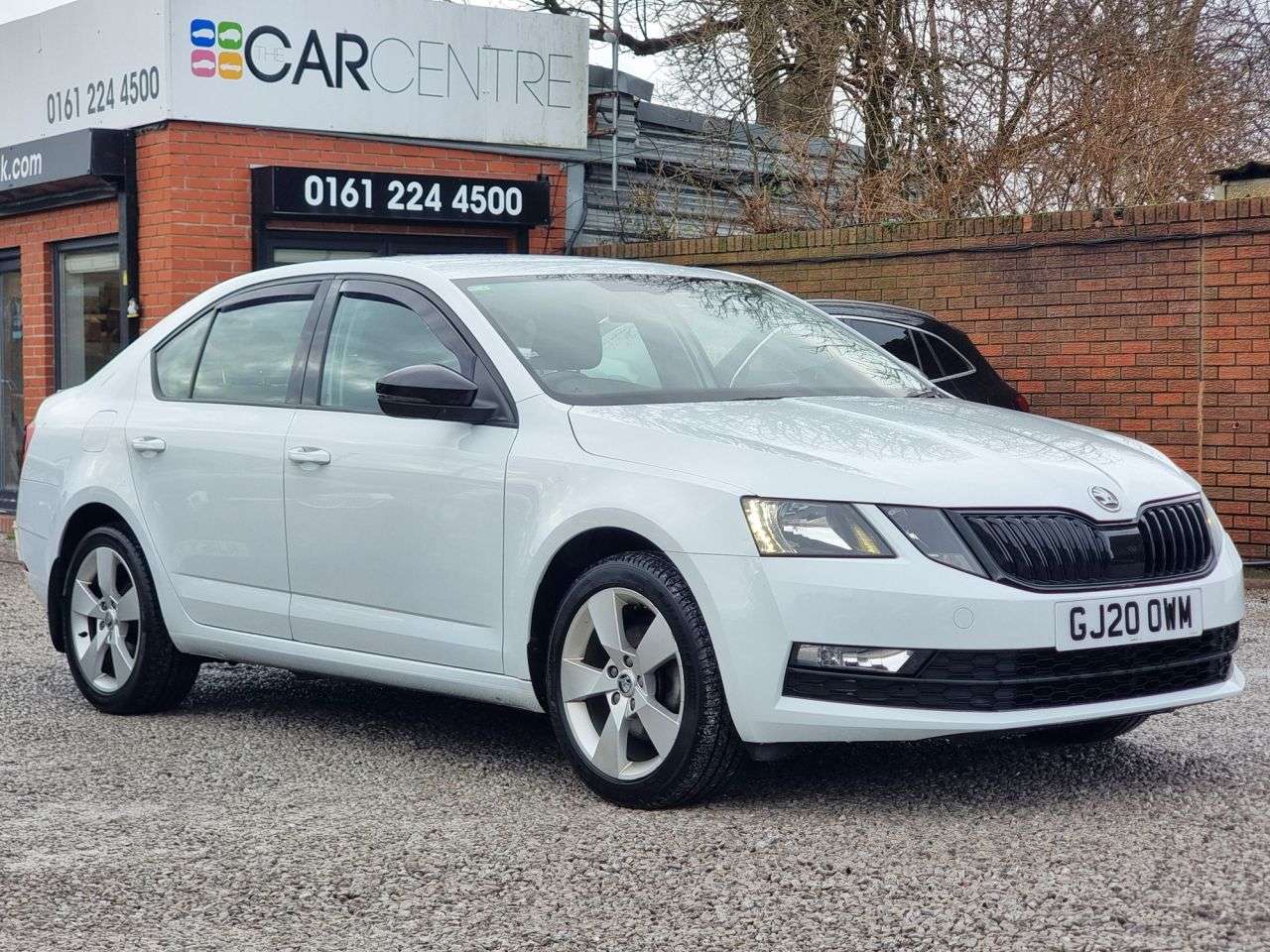 A 2020 SKODA OCTAVIA 1.5 TSI ACT SE Drive Hatchback 5dr Petrol DSG Euro 6 (s/s) (150 ps) A 2020 SKODA OCTAVIA 1.5 TSI ACT SE Drive Hatchback 5dr Petrol DSG Euro 6 (s/s) (150 ps)
