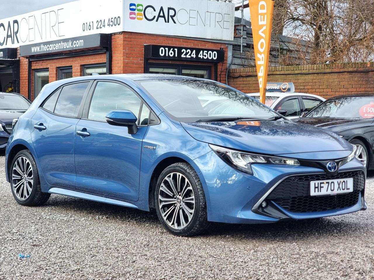 A 2020 TOYOTA COROLLA 1.8 VVT-h Design Hatchback 5dr Petrol Hybrid CVT Euro 6 (s/s) (122 ps) A 2020 TOYOTA COROLLA 1.8 VVT-h Design Hatchback 5dr Petrol Hybrid CVT Euro 6 (s/s) (122 ps)