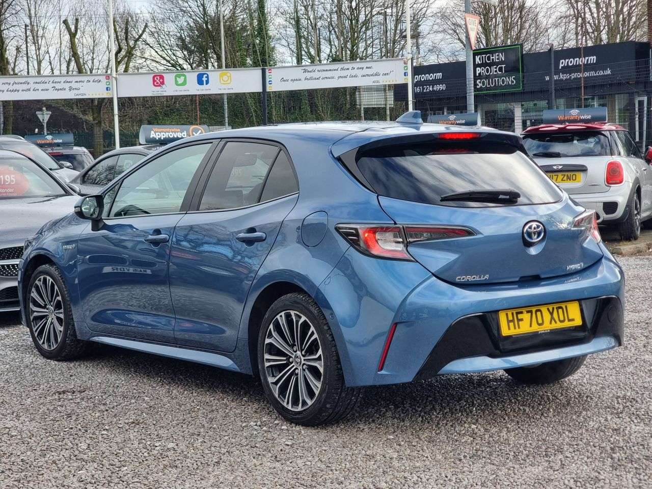 A 2020 TOYOTA COROLLA 1.8 VVT-h Design Hatchback 5dr Petrol Hybrid CVT Euro 6 (s/s) (122 ps) A 2020 TOYOTA COROLLA 1.8 VVT-h Design Hatchback 5dr Petrol Hybrid CVT Euro 6 (s/s) (122 ps)