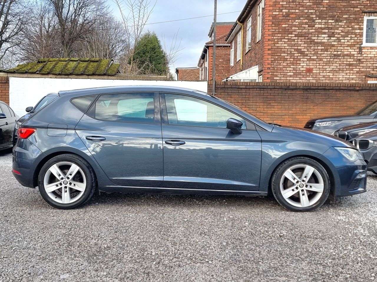 A 2018 SEAT LEON TSI EVO FR A 2018 SEAT LEON TSI EVO FR