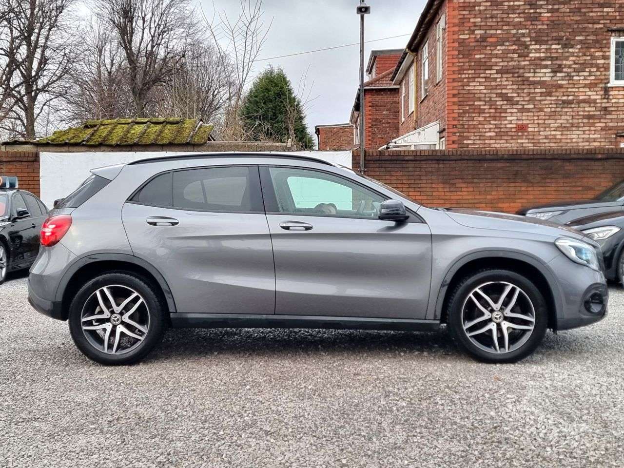 A 2018 MERCEDES-BENZ GLA 1.6 GLA180 Urban Edition SUV 5dr Petrol Manual Euro 6 (s/s) (122 ps) A 2018 MERCEDES-BENZ GLA 1.6 GLA180 Urban Edition SUV 5dr Petrol Manual Euro 6 (s/s) (122 ps)