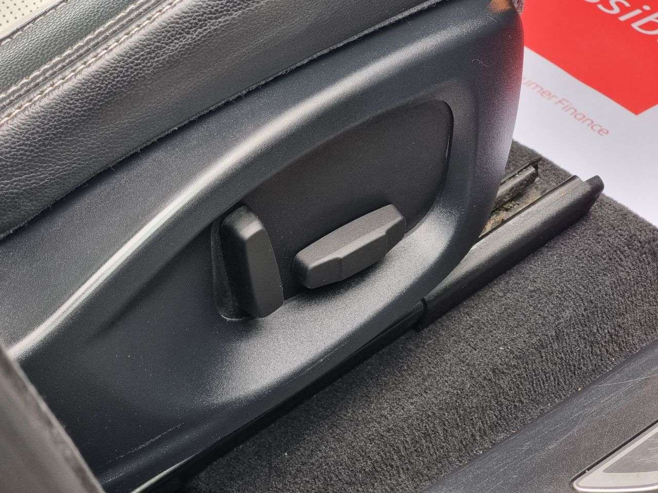 2017 JAGUAR F-PACE 2017 JAGUAR F-PACE