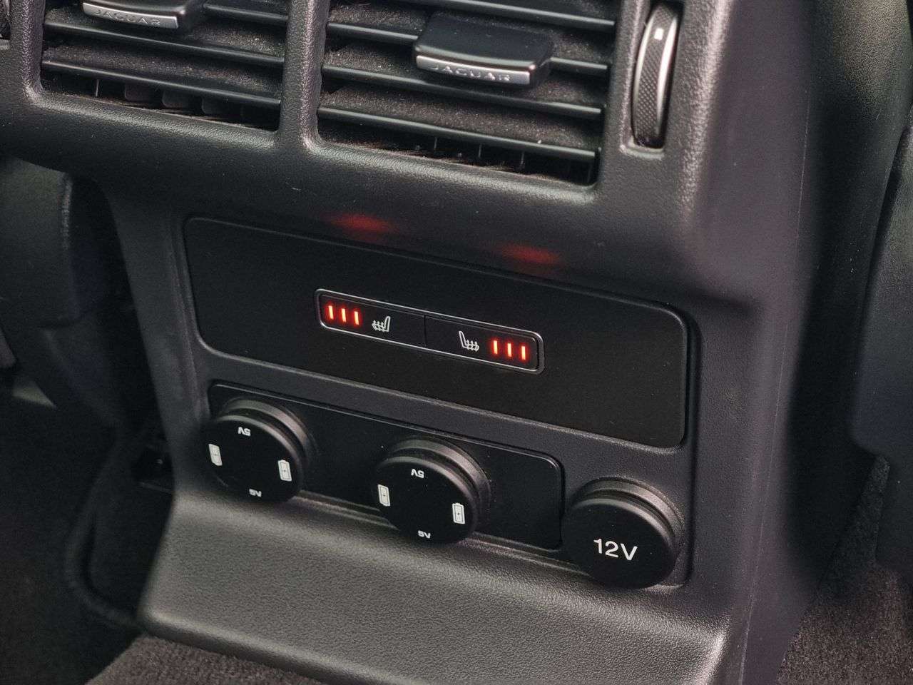 2017 JAGUAR F-PACE 2017 JAGUAR F-PACE