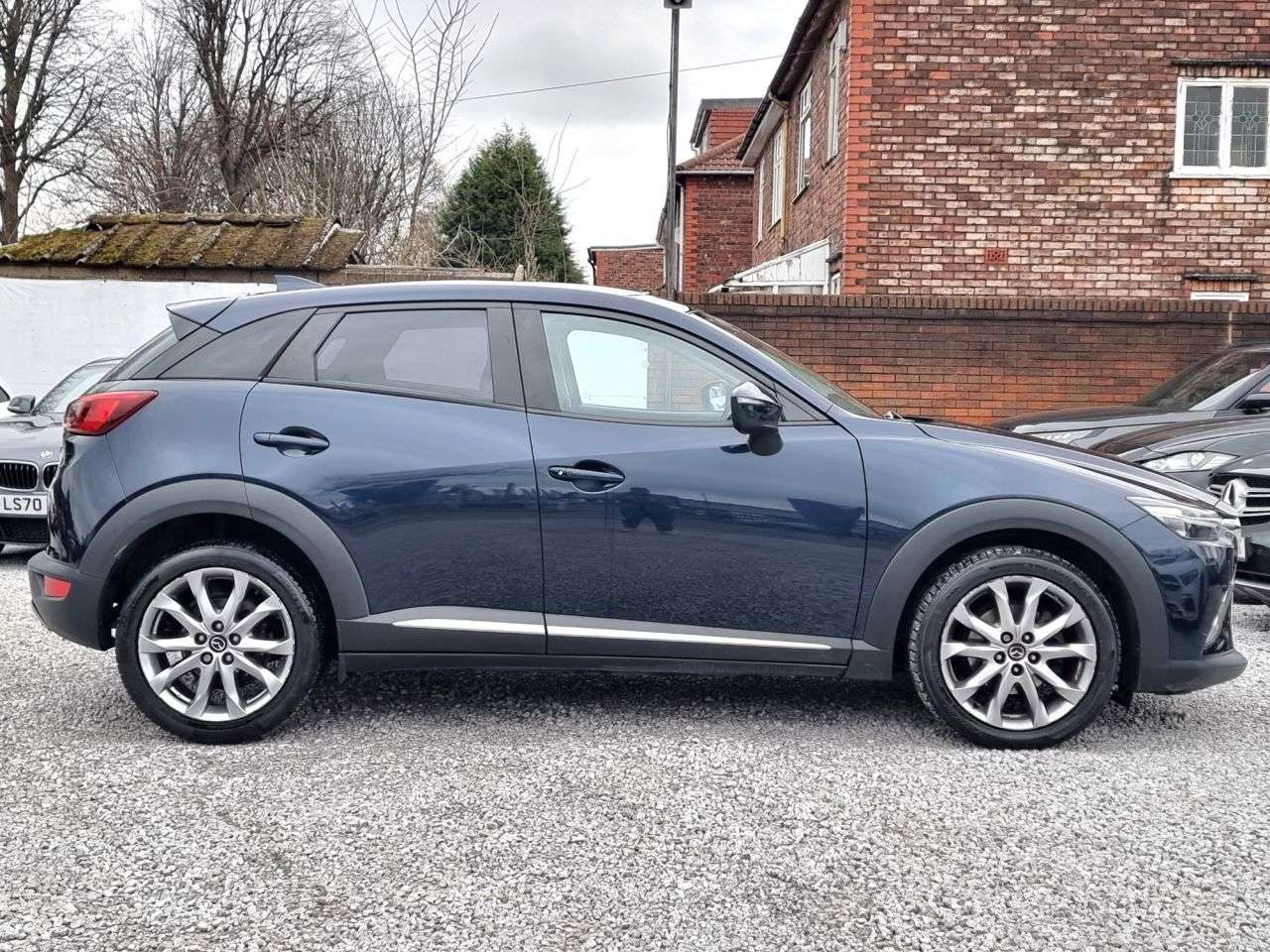 A 2016 MAZDA CX-3 2.0 SKYACTIV-G Sport Nav SUV 5dr Petrol Auto Euro 6 (s/s) (121 ps) A 2016 MAZDA CX-3 2.0 SKYACTIV-G Sport Nav SUV 5dr Petrol Auto Euro 6 (s/s) (121 ps)