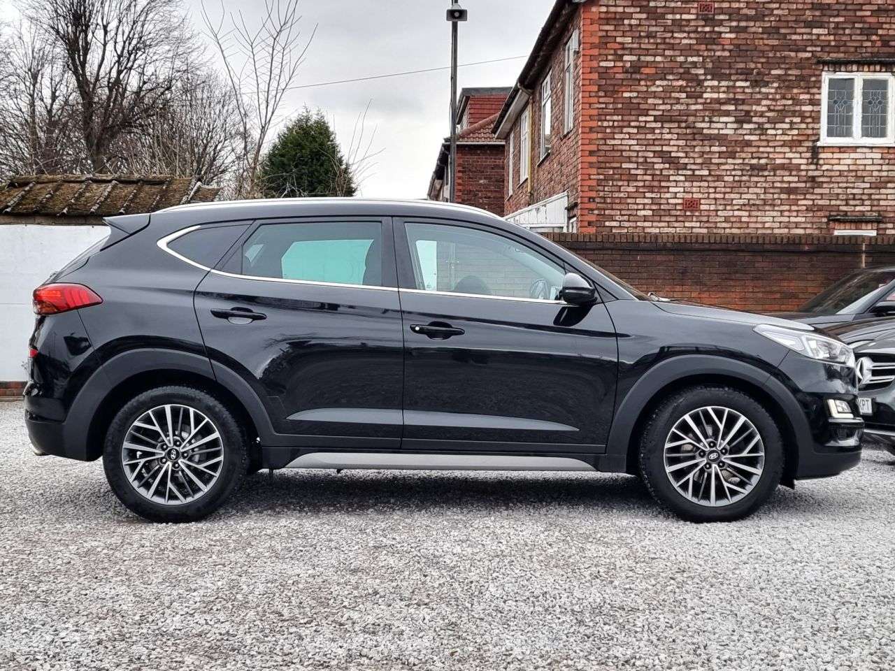 A 2019 HYUNDAI TUCSON 1.6 T-GDi Premium SUV 5dr Petrol DCT Euro 6 (s/s) (177 ps) A 2019 HYUNDAI TUCSON 1.6 T-GDi Premium SUV 5dr Petrol DCT Euro 6 (s/s) (177 ps)