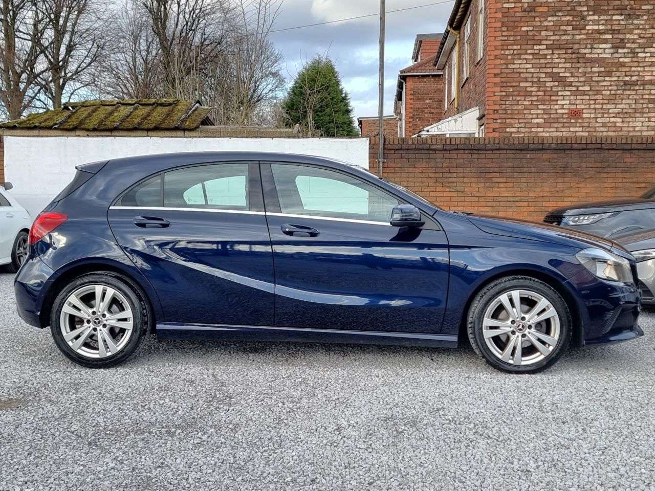 A 2017 MERCEDES-BENZ A-CLASS 1.5 A180d Sport Hatchback 5dr Diesel Manual Euro 6 (s/s) (109 ps) A 2017 MERCEDES-BENZ A-CLASS 1.5 A180d Sport Hatchback 5dr Diesel Manual Euro 6 (s/s) (109 ps)