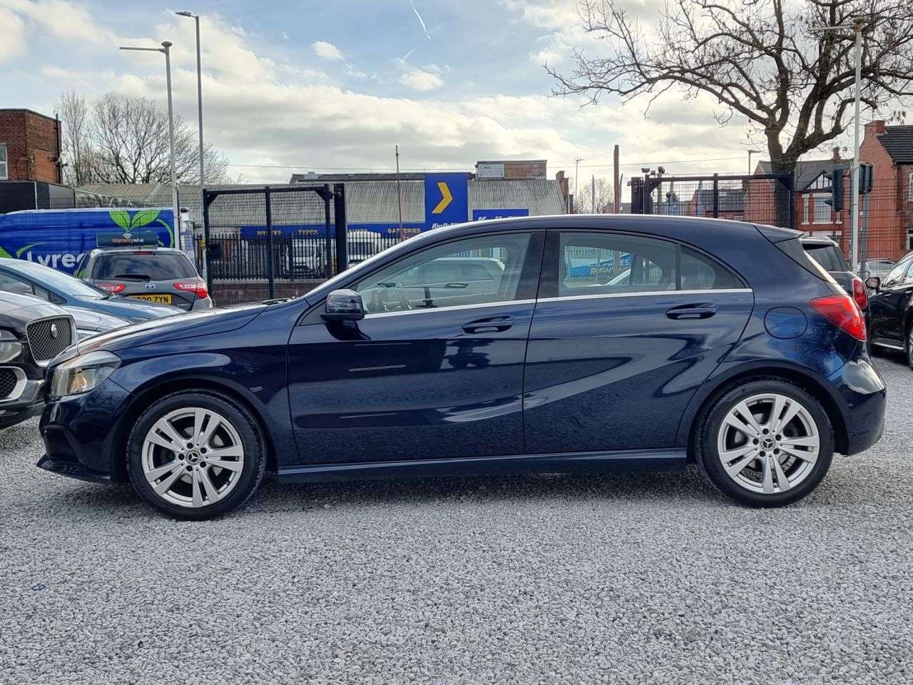 2017 MERCEDES-BENZ A-CLASS 2017 MERCEDES-BENZ A-CLASS