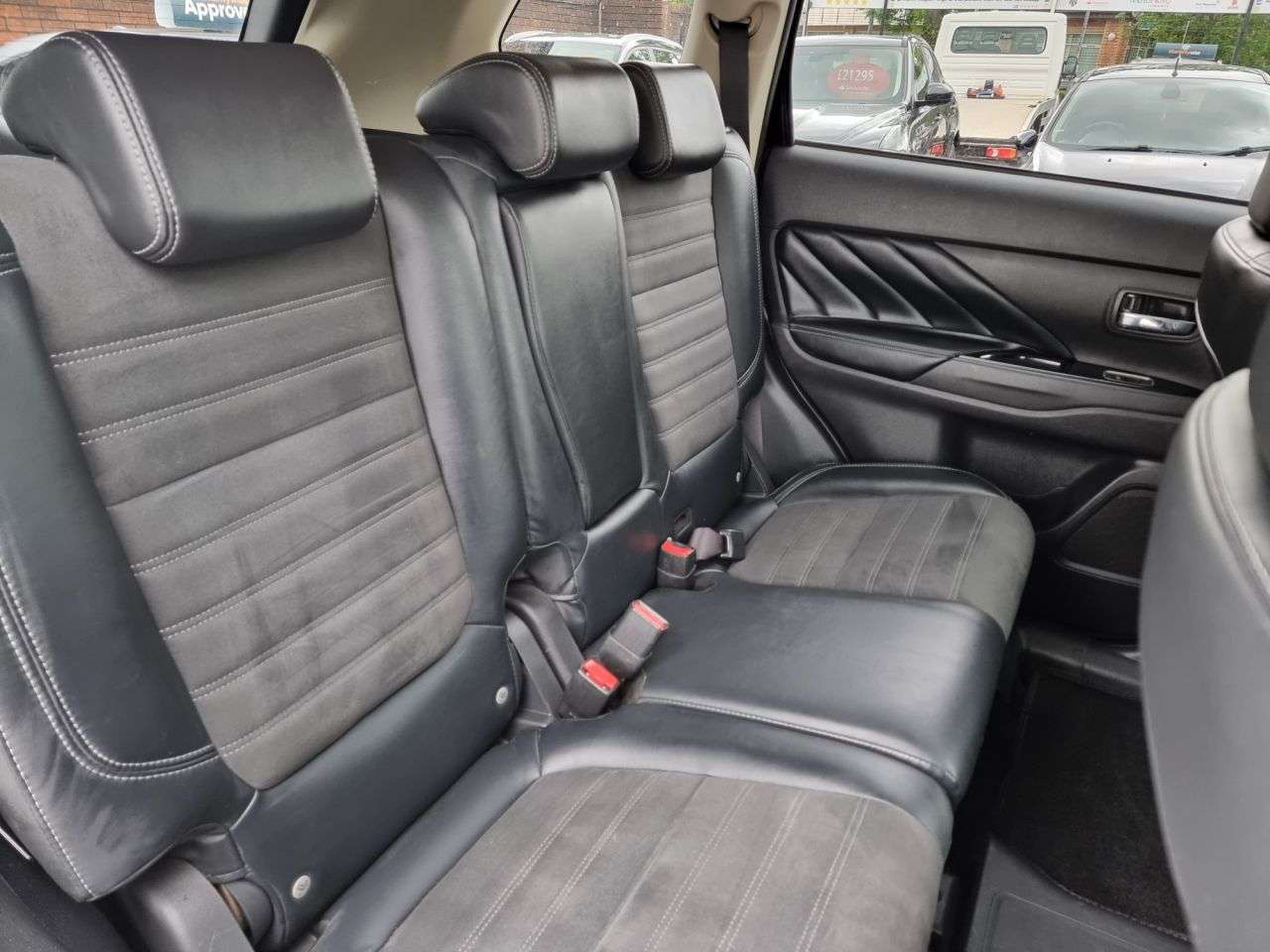 2019 MITSUBISHI OUTLANDER 2019 MITSUBISHI OUTLANDER