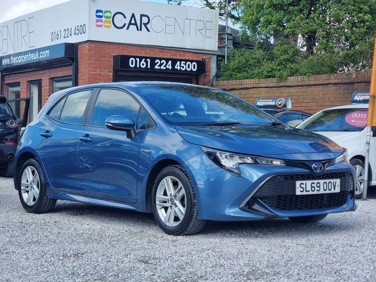 A 2019 TOYOTA COROLLA 1.8 VVT-h Icon Tech Hatchback 5dr Petrol Hybrid CVT Euro 6 (s/s) (122 ps) A 2019 TOYOTA COROLLA 1.8 VVT-h Icon Tech Hatchback 5dr Petrol Hybrid CVT Euro 6 (s/s) (122 ps)