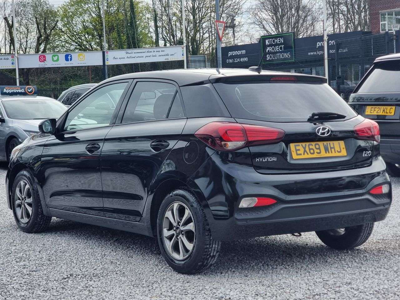 A 2019 HYUNDAI I20 1.2 SE Launch Edition Hatchback 5dr Petrol Manual Euro 6 (s/s) (84 ps) A 2019 HYUNDAI I20 1.2 SE Launch Edition Hatchback 5dr Petrol Manual Euro 6 (s/s) (84 ps)