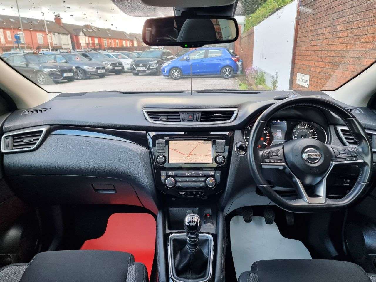 A 2020 NISSAN QASHQAI 1.3 DIG-T N-Connecta SUV 5dr Petrol Manual Euro 6 (s/s) (140 ps) A 2020 NISSAN QASHQAI 1.3 DIG-T N-Connecta SUV 5dr Petrol Manual Euro 6 (s/s) (140 ps)