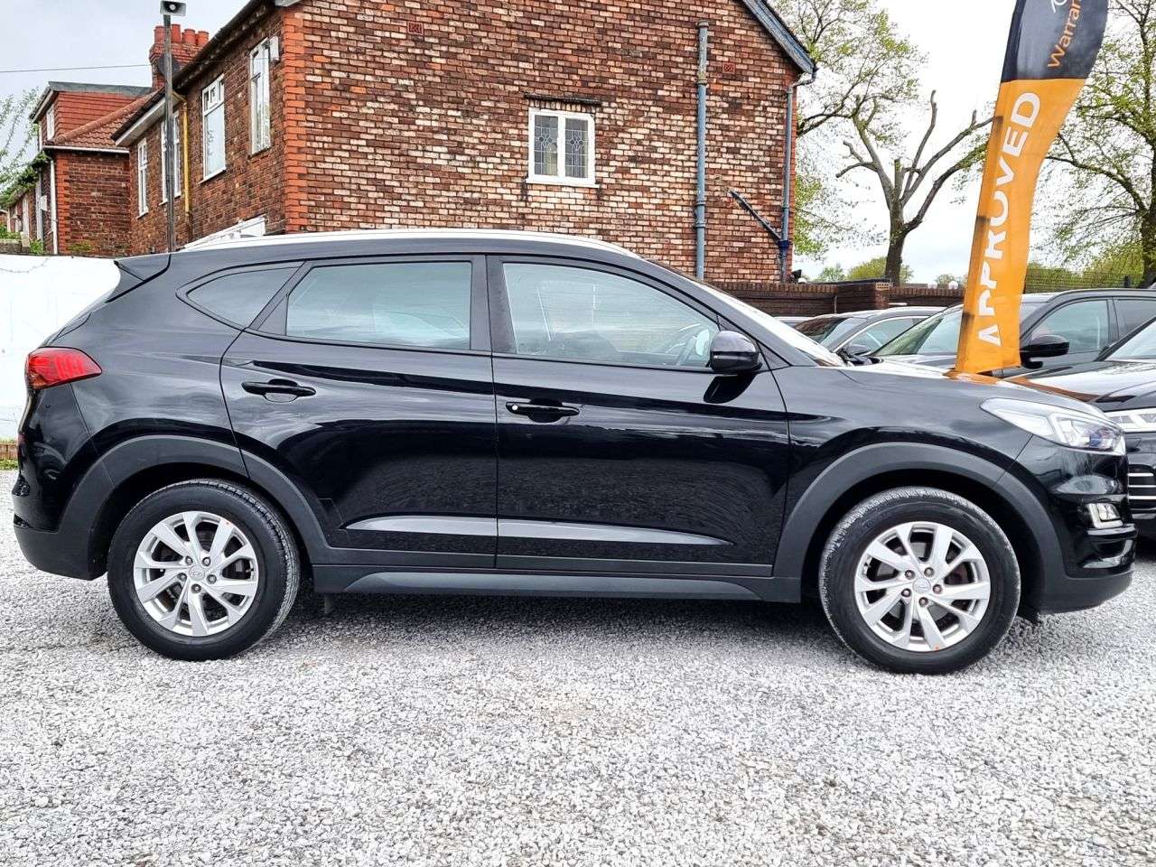 A 2019 HYUNDAI TUCSON 1.6 GDi SE Nav SUV 5dr Petrol Manual Euro 6 (s/s) (132 ps) A 2019 HYUNDAI TUCSON 1.6 GDi SE Nav SUV 5dr Petrol Manual Euro 6 (s/s) (132 ps)