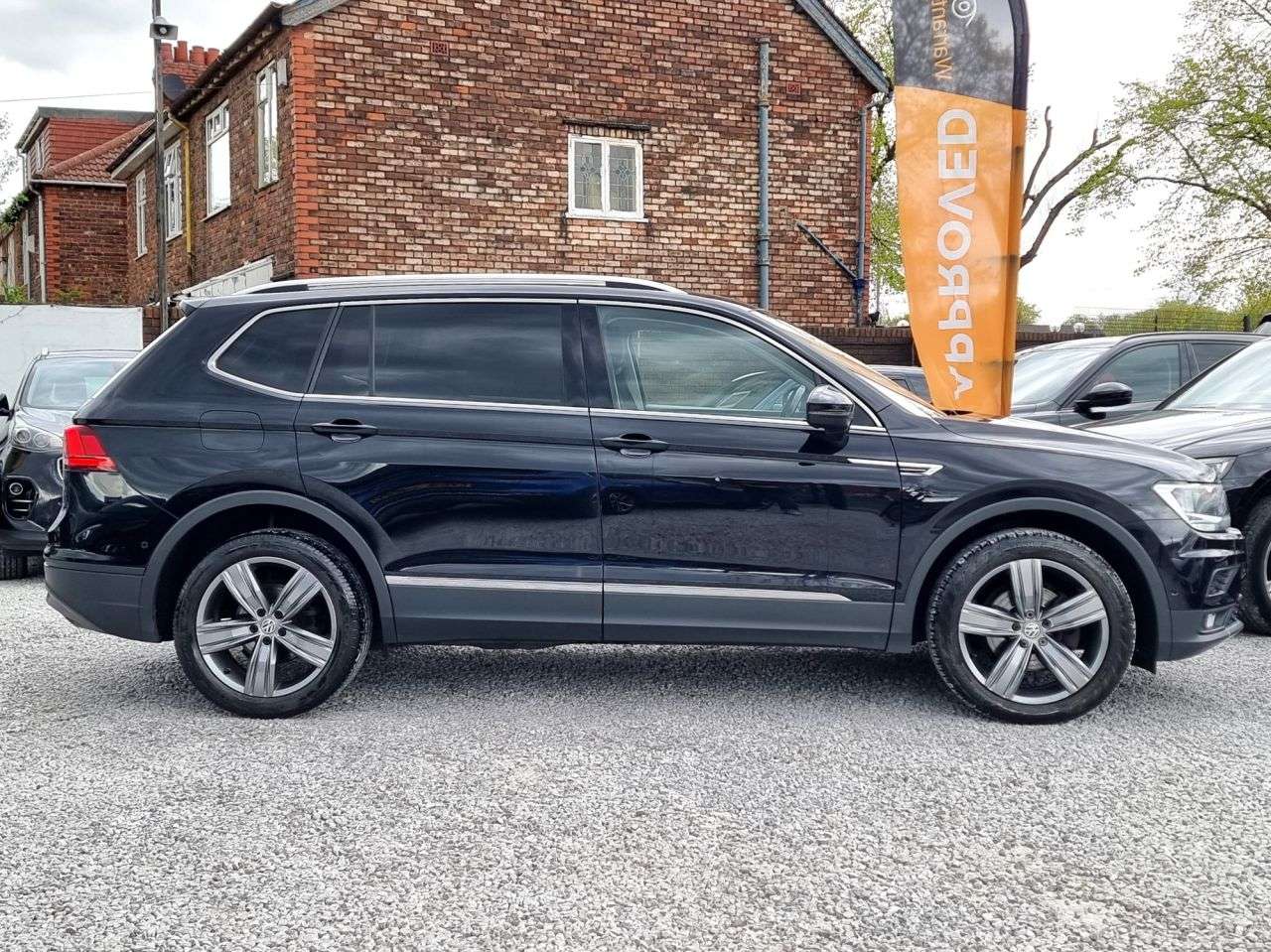 A 2019 VOLKSWAGEN TIGUAN ALLSPACE 2.0 TDI Match SUV 5dr Diesel Manual Euro 6 (s/s) (150 ps) A 2019 VOLKSWAGEN TIGUAN ALLSPACE 2.0 TDI Match SUV 5dr Diesel Manual Euro 6 (s/s) (150 ps)