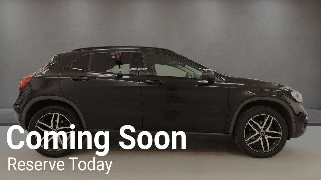 A 2019 MERCEDES-BENZ GLA 1.6 GLA180 Urban Edition SUV 5dr Petrol Manual Euro 6 (s/s) (122 ps) A 2019 MERCEDES-BENZ GLA 1.6 GLA180 Urban Edition SUV 5dr Petrol Manual Euro 6 (s/s) (122 ps)
