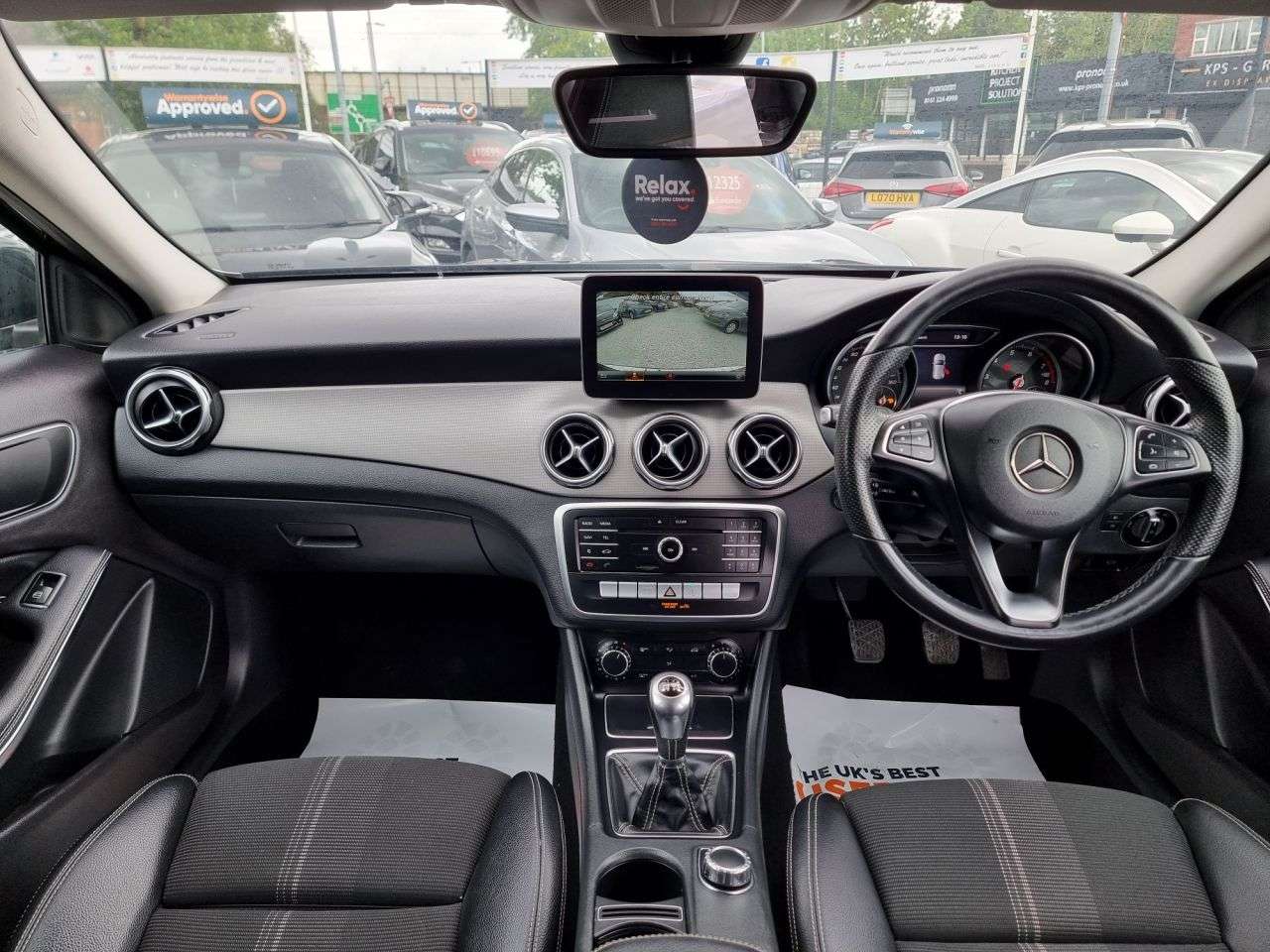 A 2019 MERCEDES-BENZ GLA 1.6 GLA180 Urban Edition SUV 5dr Petrol Manual Euro 6 (s/s) (122 ps) A 2019 MERCEDES-BENZ GLA 1.6 GLA180 Urban Edition SUV 5dr Petrol Manual Euro 6 (s/s) (122 ps)
