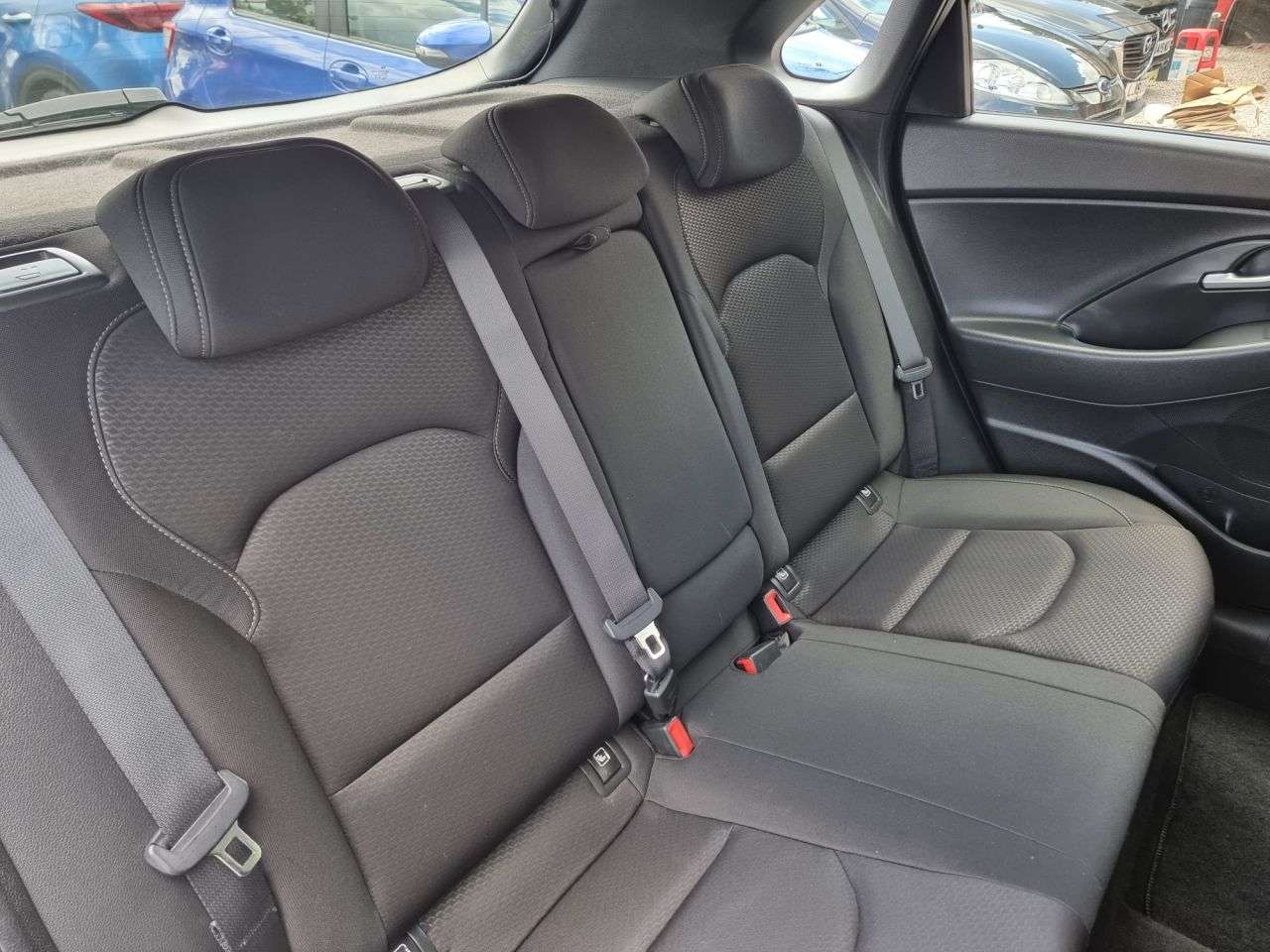 2018 HYUNDAI I30 2018 HYUNDAI I30
