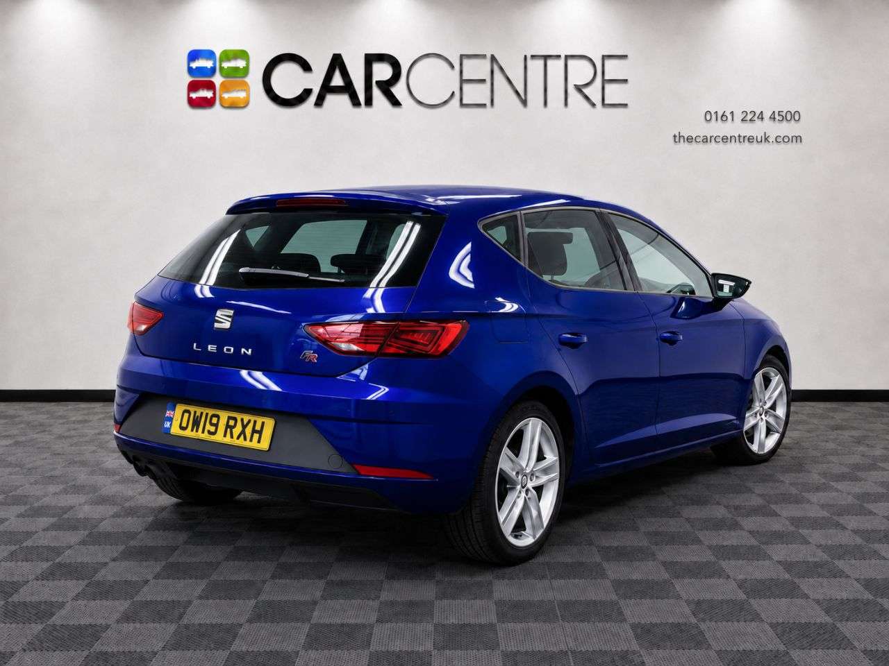 A 2019 SEAT LEON 1.5 TSI EVO FR Hatchback 5dr Petrol Manual Euro 6 (s/s) (150 ps) A 2019 SEAT LEON 1.5 TSI EVO FR Hatchback 5dr Petrol Manual Euro 6 (s/s) (150 ps)