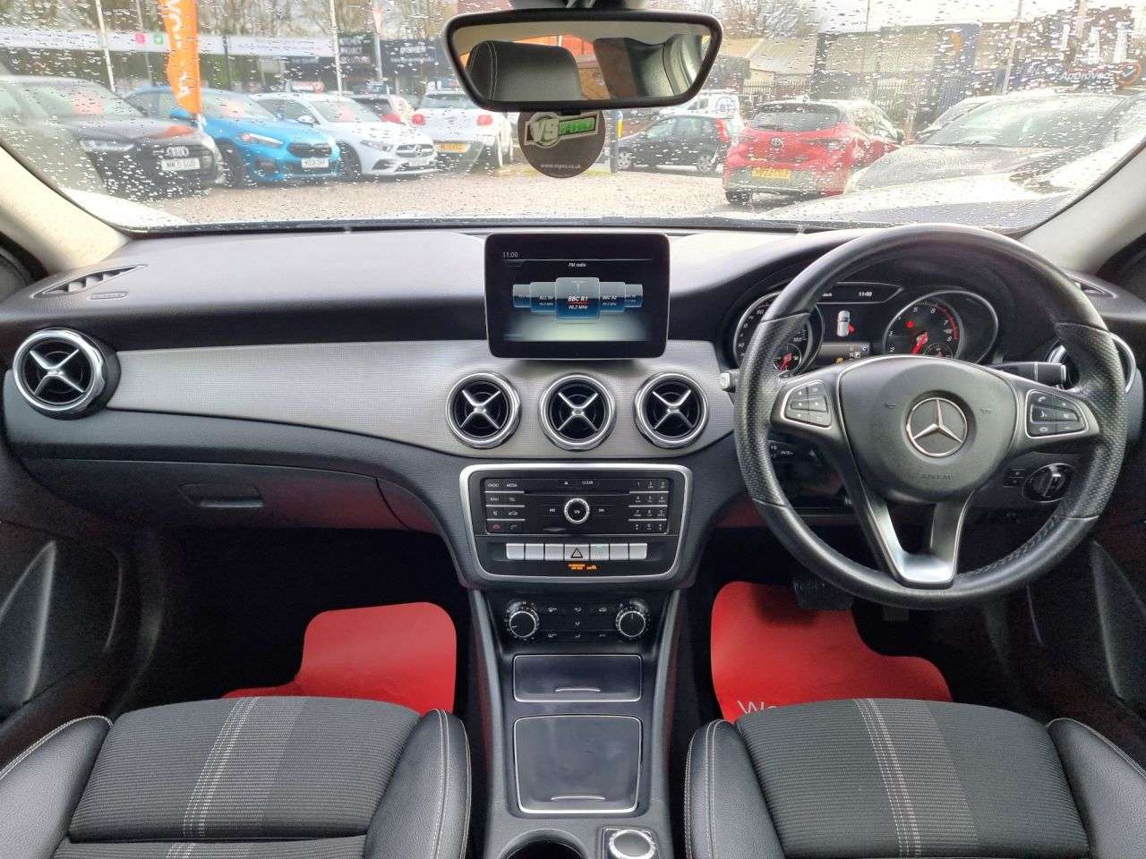 A 2018 MERCEDES-BENZ GLA 1.6 GLA180 Urban Edition SUV 5dr Petrol 7G-DCT Euro 6 (s/s) (122 ps) A 2018 MERCEDES-BENZ GLA 1.6 GLA180 Urban Edition SUV 5dr Petrol 7G-DCT Euro 6 (s/s) (122 ps)