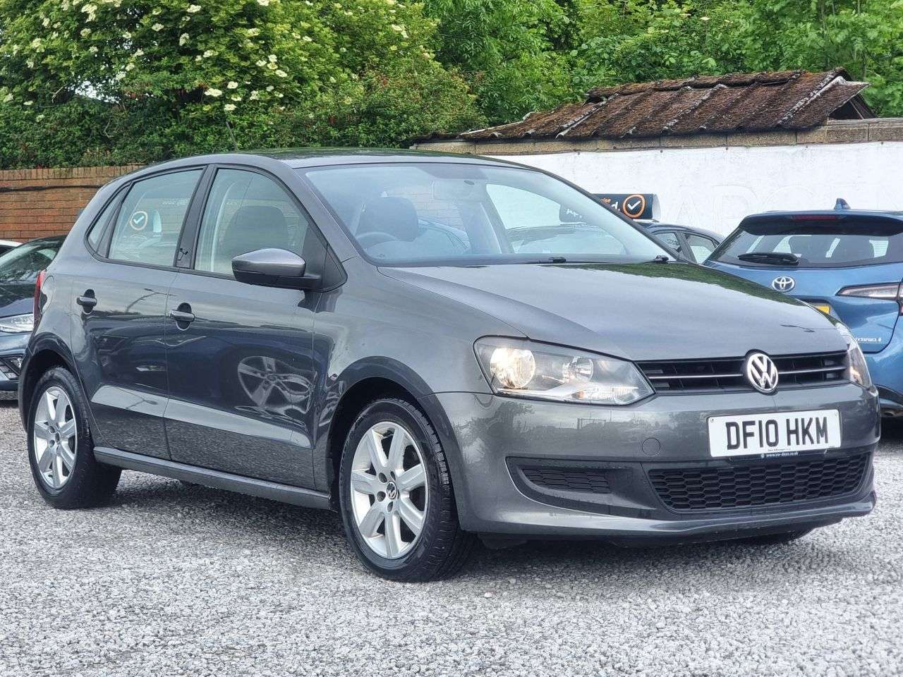 A 2010 VOLKSWAGEN POLO 1.2 SE Hatchback 5dr Petrol Manual Euro 5 (60 ps) A 2010 VOLKSWAGEN POLO 1.2 SE Hatchback 5dr Petrol Manual Euro 5 (60 ps)