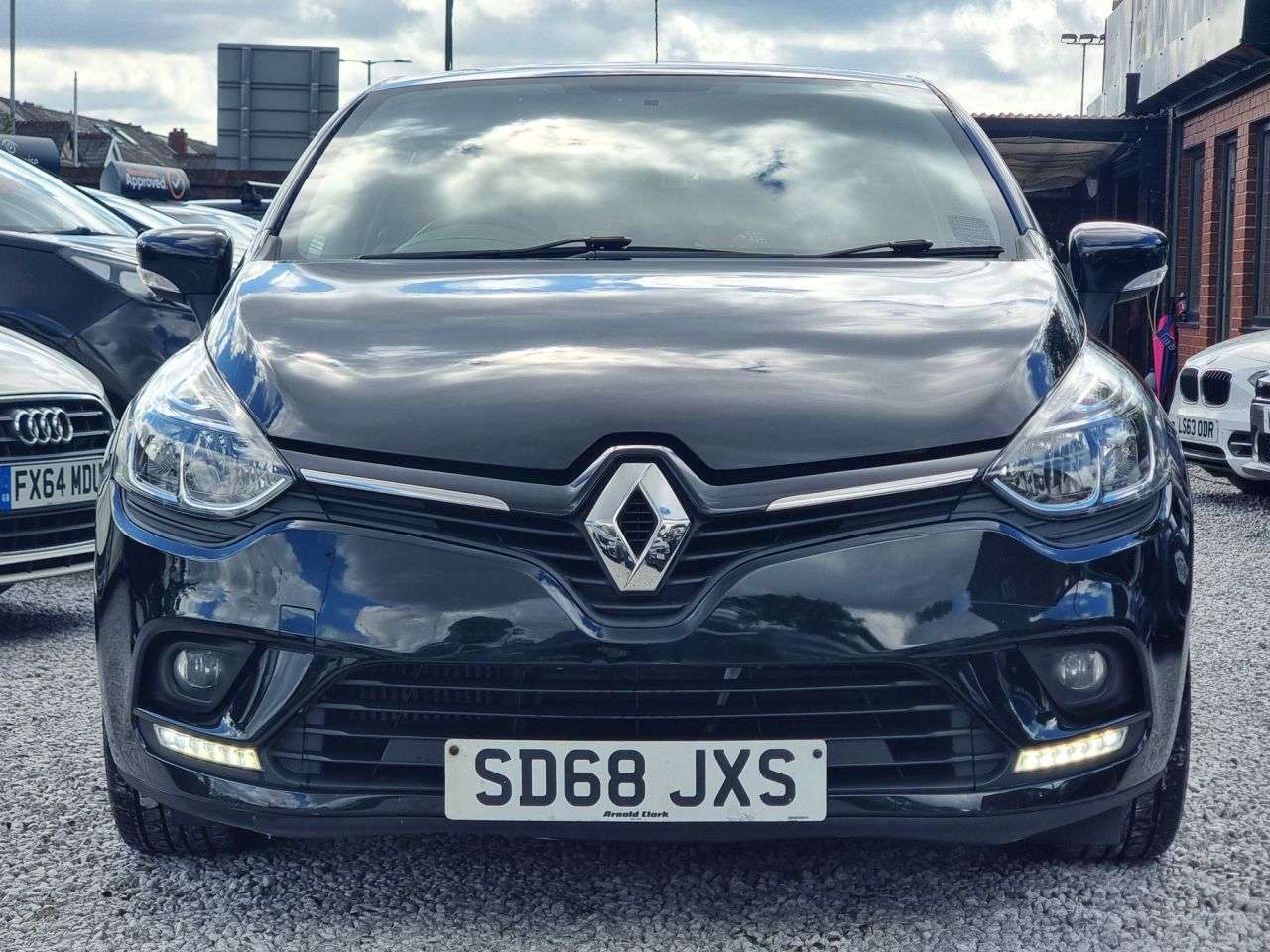 2018 RENAULT CLIO 2018 RENAULT CLIO