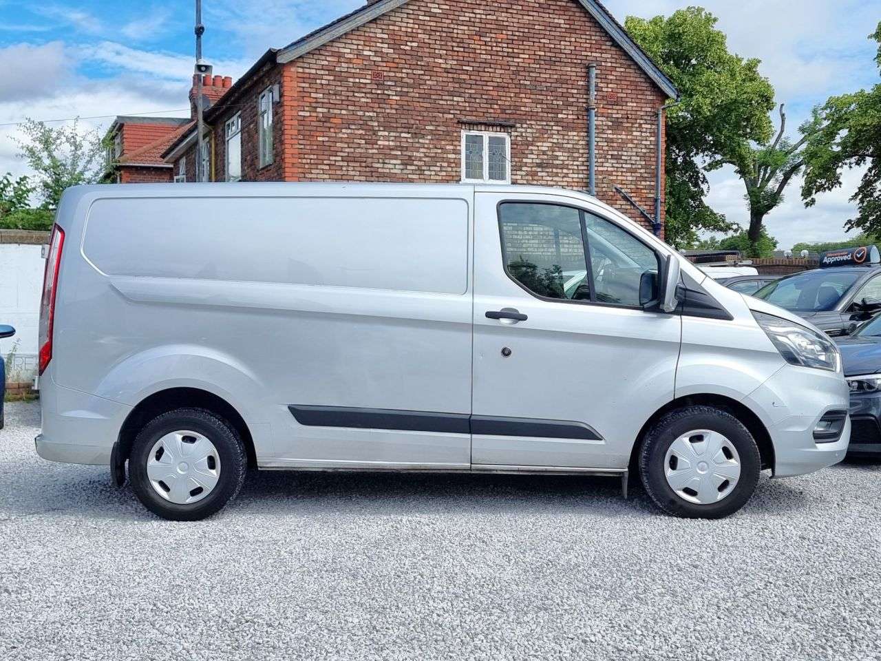 A 2019 FORD TRANSIT CUSTOM 2.0 280 EcoBlue Trend Panel Van 5dr Diesel Manual L1 H1 Euro 6 (130 ps) A 2019 FORD TRANSIT CUSTOM 2.0 280 EcoBlue Trend Panel Van 5dr Diesel Manual L1 H1 Euro 6 (130 ps)