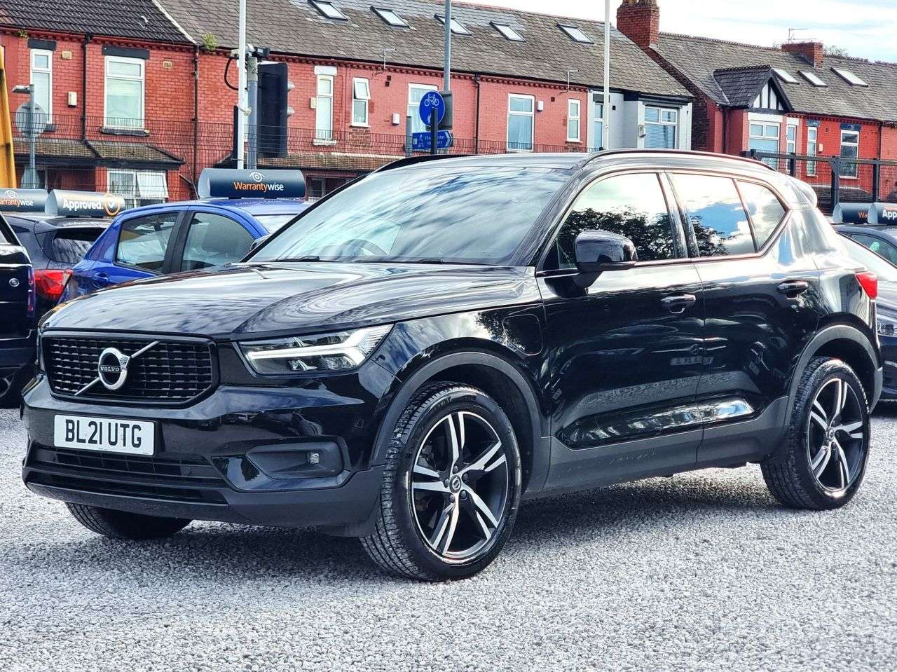2021 VOLVO XC40 2021 VOLVO XC40