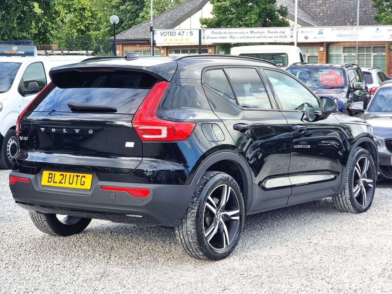 2021 VOLVO XC40 2021 VOLVO XC40