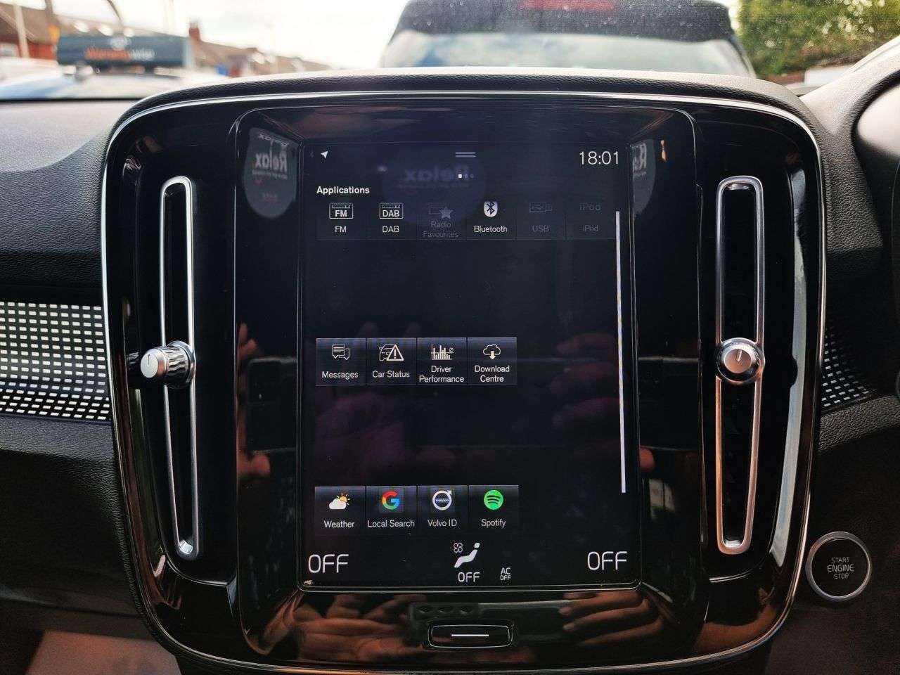 2021 VOLVO XC40 2021 VOLVO XC40