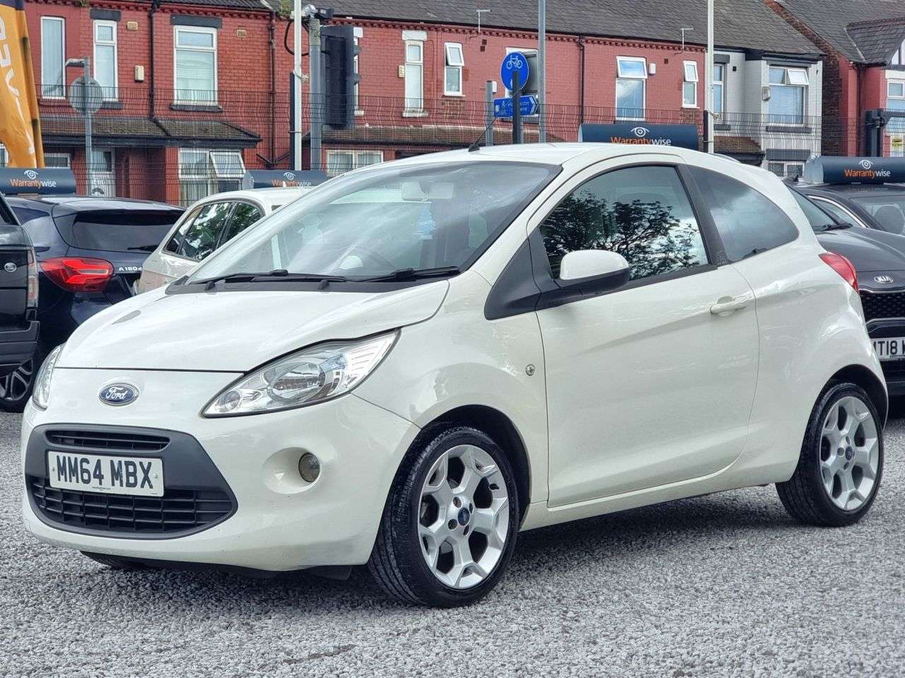 A 2014 FORD KA 1.2 Zetec Hatchback 3dr Petrol Manual Euro 5 (s/s) (69 ps) A 2014 FORD KA 1.2 Zetec Hatchback 3dr Petrol Manual Euro 5 (s/s) (69 ps)