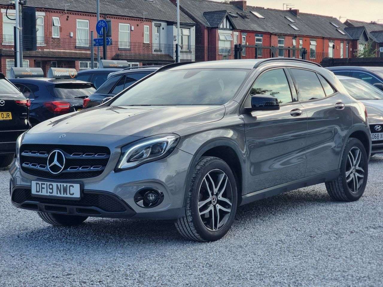 A 2019 MERCEDES-BENZ GLA 1.6 GLA180 Urban Edition SUV 5dr Petrol 7G-DCT Euro 6 (s/s) (122 ps) A 2019 MERCEDES-BENZ GLA 1.6 GLA180 Urban Edition SUV 5dr Petrol 7G-DCT Euro 6 (s/s) (122 ps)