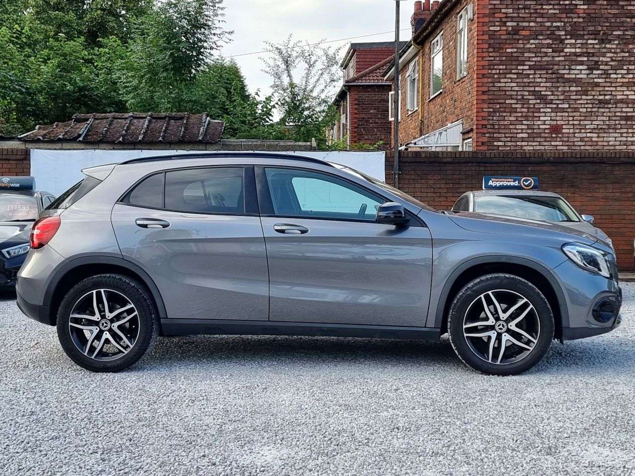 A 2019 MERCEDES-BENZ GLA 1.6 GLA180 Urban Edition SUV 5dr Petrol 7G-DCT Euro 6 (s/s) (122 ps) A 2019 MERCEDES-BENZ GLA 1.6 GLA180 Urban Edition SUV 5dr Petrol 7G-DCT Euro 6 (s/s) (122 ps)
