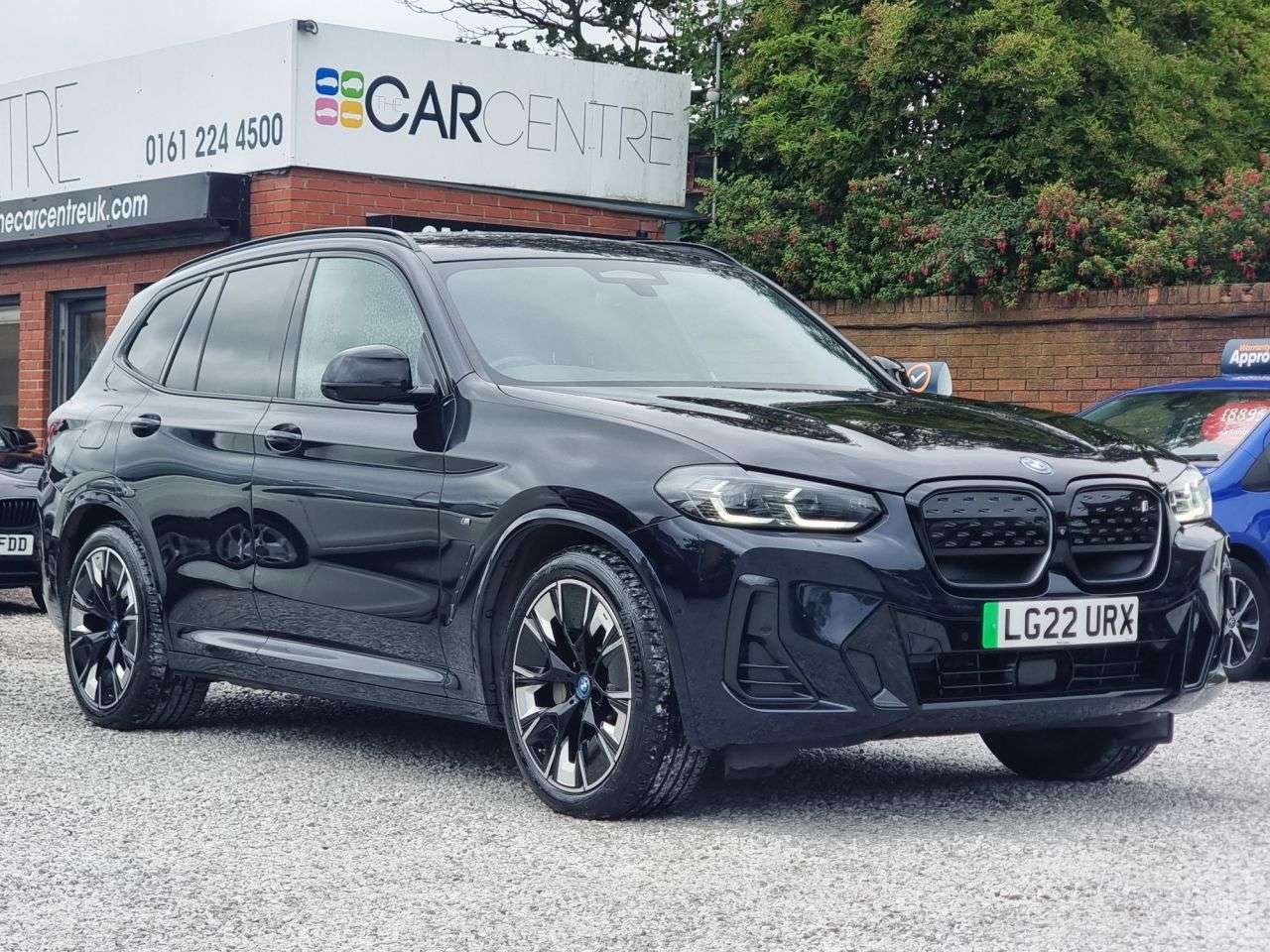 A 2022 BMW IX3 80kWh M Sport Pro SUV 5dr Electric Auto (286 ps) A 2022 BMW IX3 80kWh M Sport Pro SUV 5dr Electric Auto (286 ps)