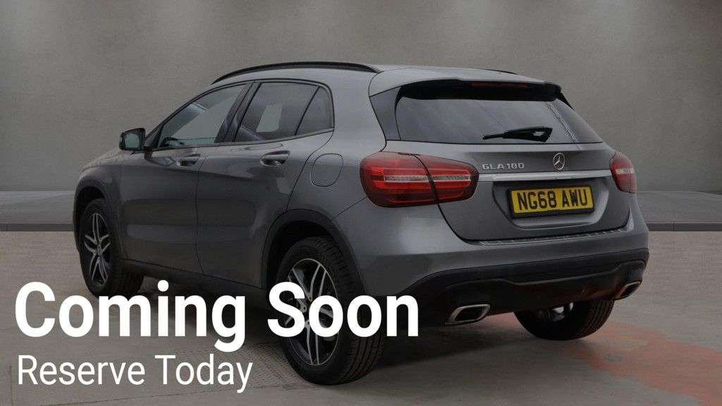 A 2019 MERCEDES-BENZ GLA 1.6 GLA180 Urban Edition SUV 5dr Petrol Manual Euro 6 (s/s) (122 ps) A 2019 MERCEDES-BENZ GLA 1.6 GLA180 Urban Edition SUV 5dr Petrol Manual Euro 6 (s/s) (122 ps)