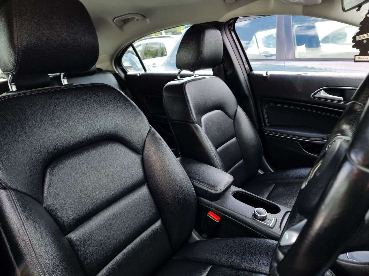 A 2017 MERCEDES-BENZ A CLASS 1.5 A180d SE (Executive) Hatchback 5dr Diesel Manual Euro 6 (s/s) (109 ps) A 2017 MERCEDES-BENZ A CLASS 1.5 A180d SE (Executive) Hatchback 5dr Diesel Manual Euro 6 (s/s) (109 ps)