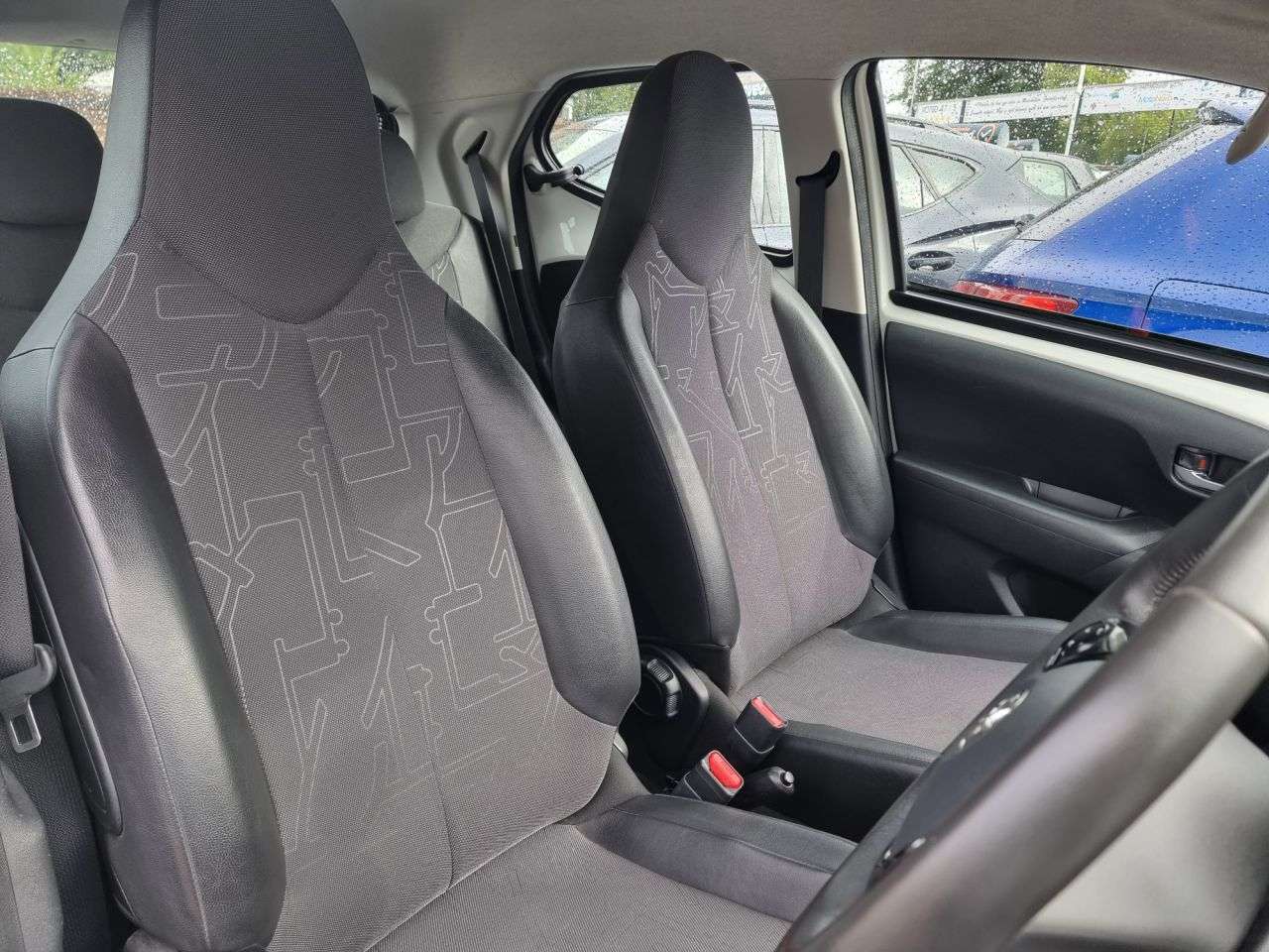 2014 TOYOTA AYGO 2014 TOYOTA AYGO