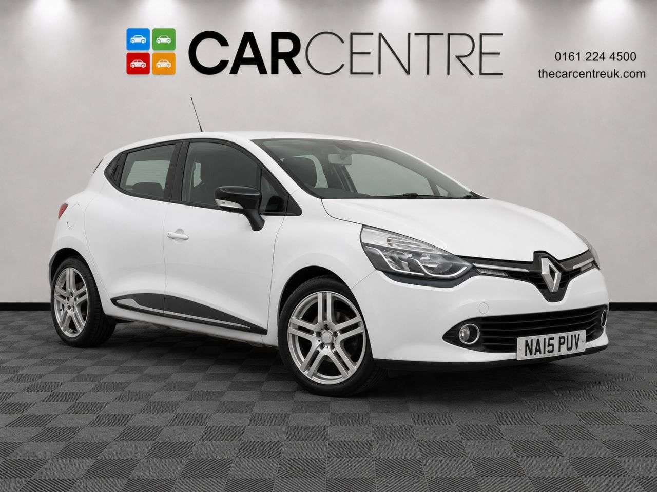 A 2015 RENAULT CLIO 1.5 dCi Dynamique MediaNav Hatchback 5dr Diesel EDC Euro 5 (90 ps) A 2015 RENAULT CLIO 1.5 dCi Dynamique MediaNav Hatchback 5dr Diesel EDC Euro 5 (90 ps)