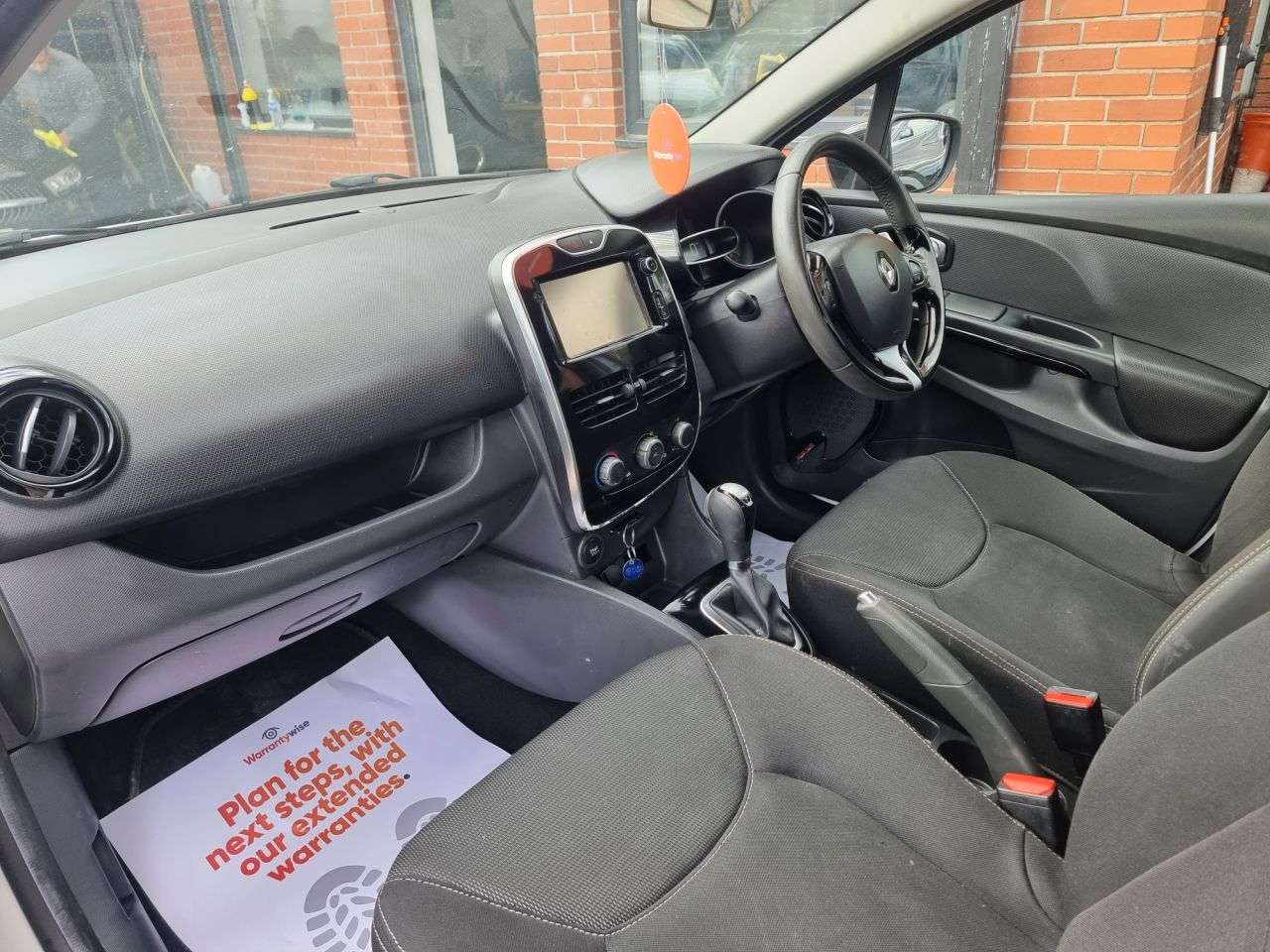 2015 RENAULT CLIO 2015 RENAULT CLIO
