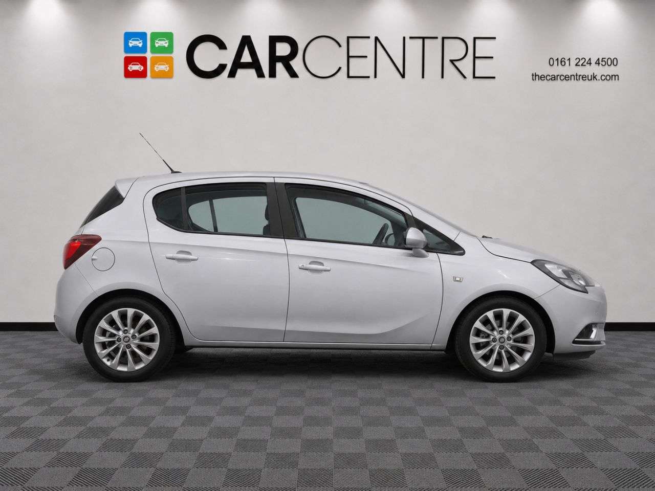 A 2017 VAUXHALL CORSA 1.4i ecoFLEX SE Hatchback 5dr Petrol Manual Euro 6 (90 ps) A 2017 VAUXHALL CORSA 1.4i ecoFLEX SE Hatchback 5dr Petrol Manual Euro 6 (90 ps)
