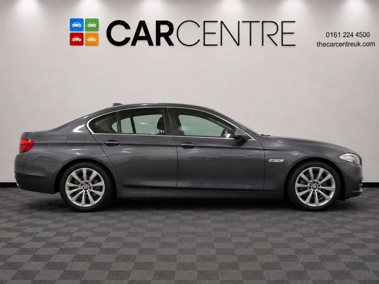 A 2013 BMW 5 SERIES 520D SE A 2013 BMW 5 SERIES 520D SE